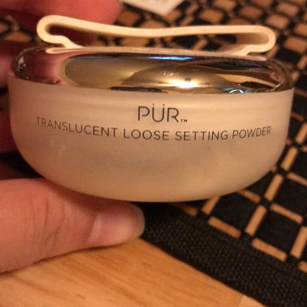 PUR Translucent Loose Setting Powder
